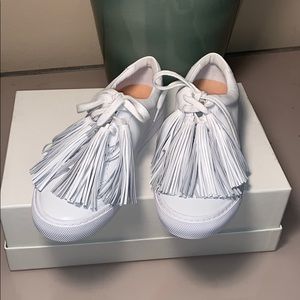 LOEFFLER RANDALL white sneakers with tassels!